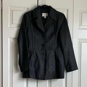 *PRICE DROP*Vintage 100% Genuine Leather jacket Size Small